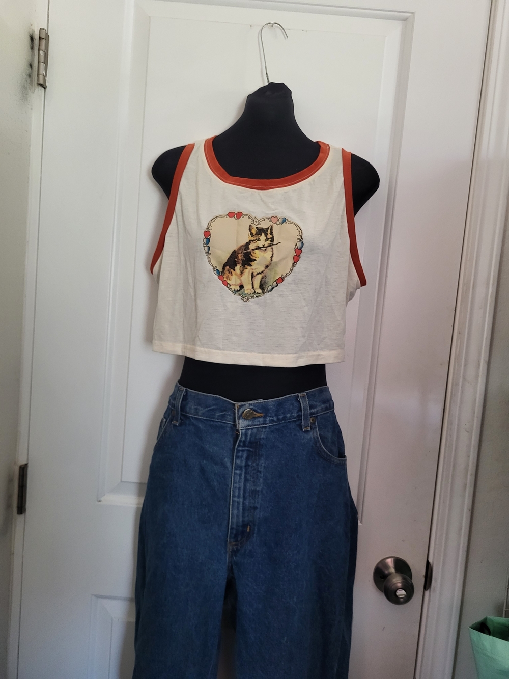 SHEIN Cream Crop Top with Rust-Orange Trim and Kitten Heart Graphic
